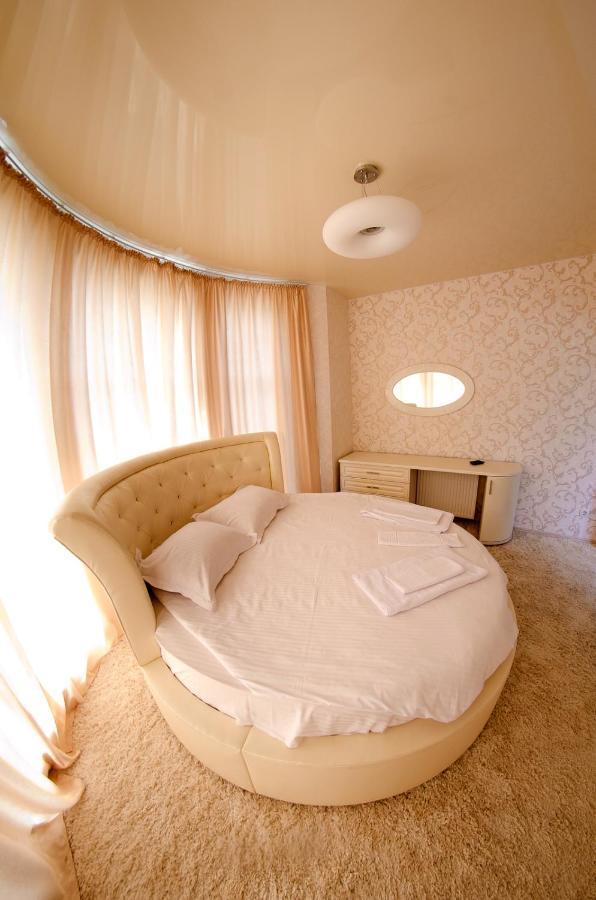 Hotel Resttime Ковель Екстер'єр фото